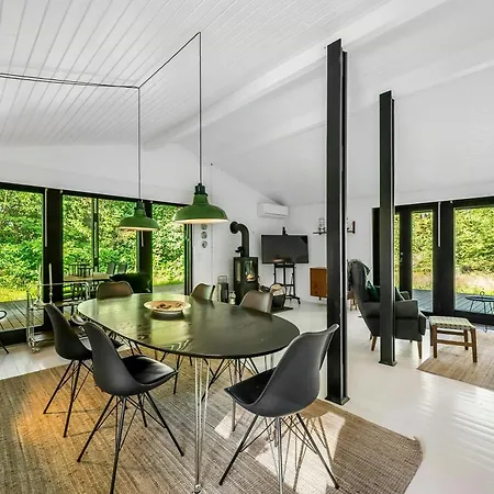 Summer House In Houstrup With Scenic Views Casa de Férias *