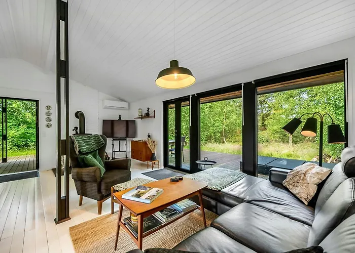 Summer House In Houstrup With Scenic Views Ferienhaus Nørre Nebel